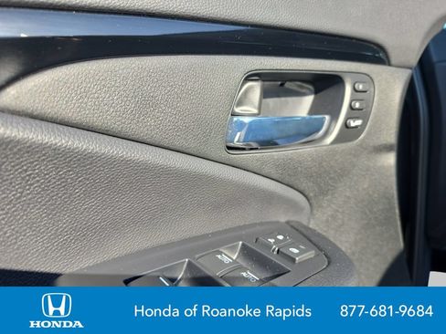 Used 2025 Honda Ridgeline Black Edition image 11