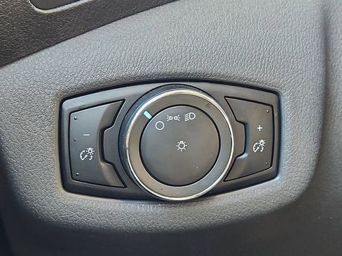 Used 2015 Ford Transit Connect XL image 22