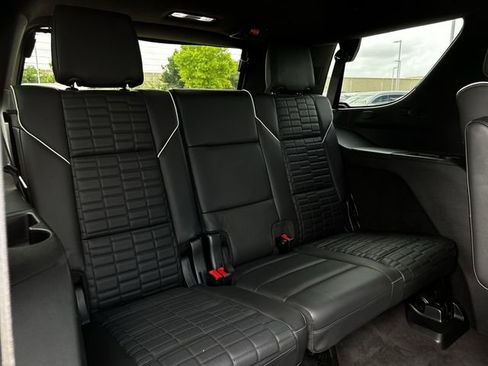 Used 2023 Cadillac Escalade Premium Luxury Platinum w/ LPO, Radiant Package AWD/4WD image 33