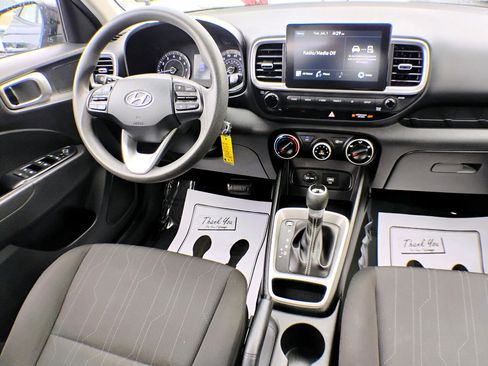 Used 2021 Hyundai Venue SE image 70