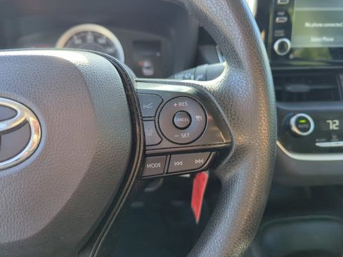 Used 2021 Toyota Corolla LE image 17