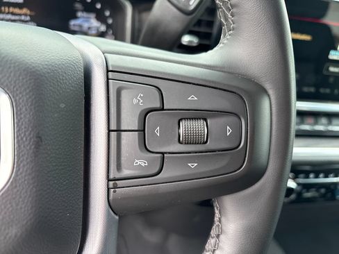 Certified 2026 GMC Sierra 1500 SLT AWD/4WD image 19