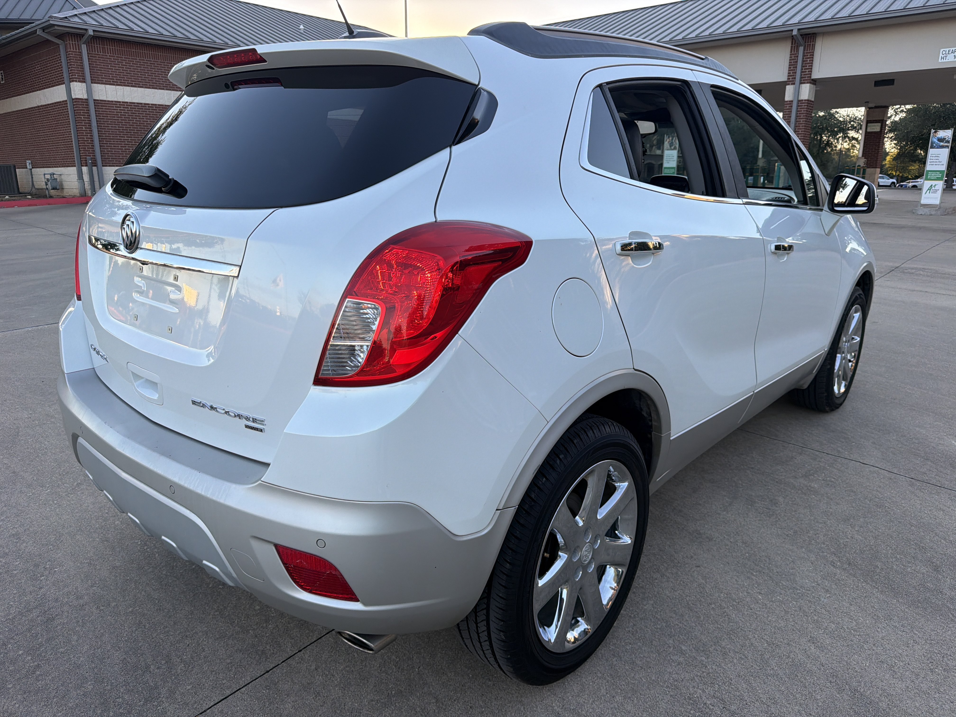 Used 2016 Buick Encore Premium w/ Experience Buick Package AWD/4WD image 7