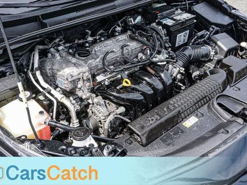 Used 2020 Toyota Corolla LE image 33