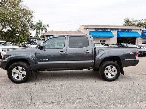 Used 2012 Toyota Tacoma PreRunner image 2