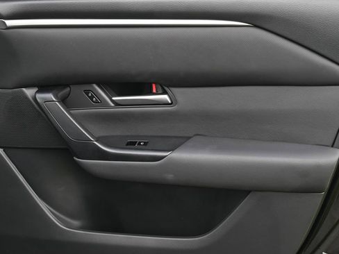 Used 2025 MAZDA CX-50 2.5 Hybrid w/ Weather Package image 16