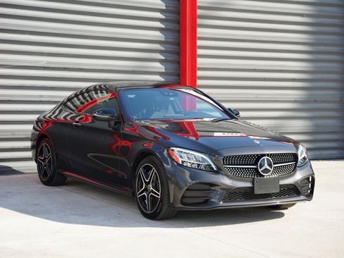 Used 2023 Mercedes-Benz C 300 4MATIC Coupe image 3