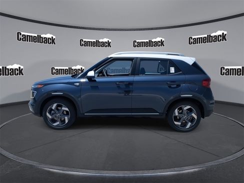 New 2025 Hyundai Venue Limited image 4