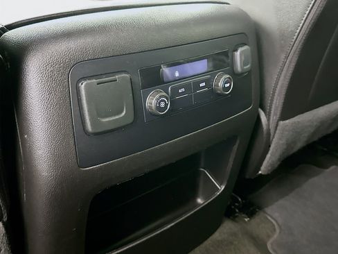 Used 2017 Chevrolet Tahoe LT AWD/4WD image 26