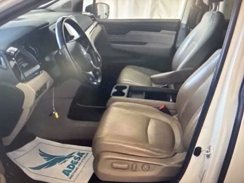 Used 2022 Honda Odyssey Touring image 6