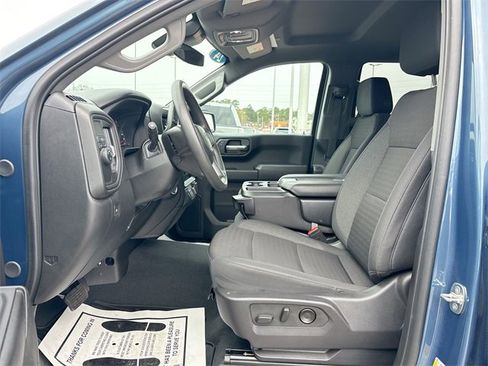 Used 2024 Chevrolet Silverado 1500 Custom w/ Dark Appearance Package image 20