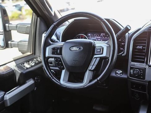 Used 2022 Ford F250 Lariat w/ Tremor Off-Road Package AWD/4WD image 17