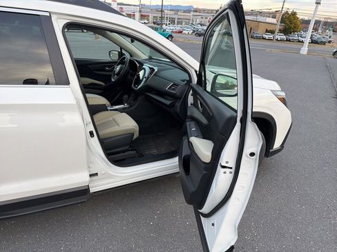 Certified 2025 Subaru Ascent Premium image 25