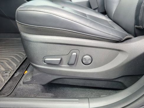 Used 2023 Kia Telluride S w/ S Sunroof Package image 16