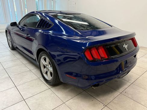 Used 2015 Ford Mustang Coupe image 7
