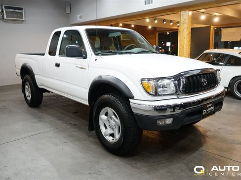 Used 2004 Toyota Tacoma 4x4 Xtracab V6 image 3