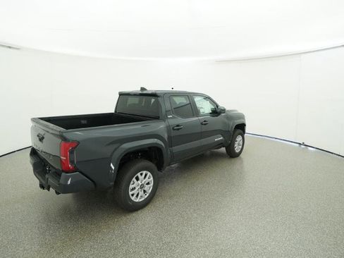 New 2026 Toyota Tacoma SR5 image 98