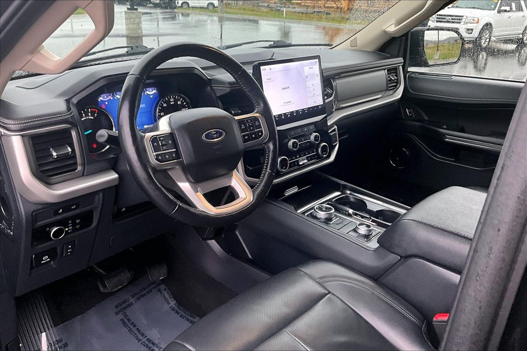 Used 2024 Ford Expedition Max XLT AWD/4WD image 14