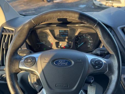 Used 2017 Ford Transit 350 XLT image 17