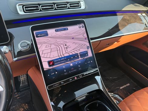 Certified 2025 Mercedes-Benz S 580 4MATIC Sedan image 18