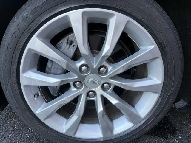 Used 2017 Cadillac XTS Luxury FWD image 10
