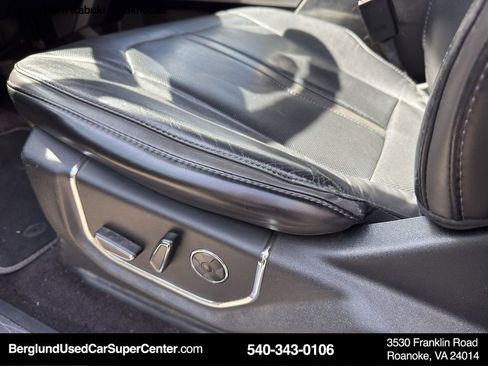 Used 2016 Ford F150 Platinum w/ Equipment Group 701A Luxury image 14