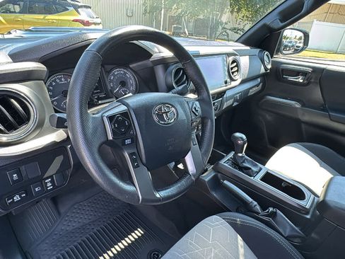 Used 2023 Toyota Tacoma TRD Sport image 26