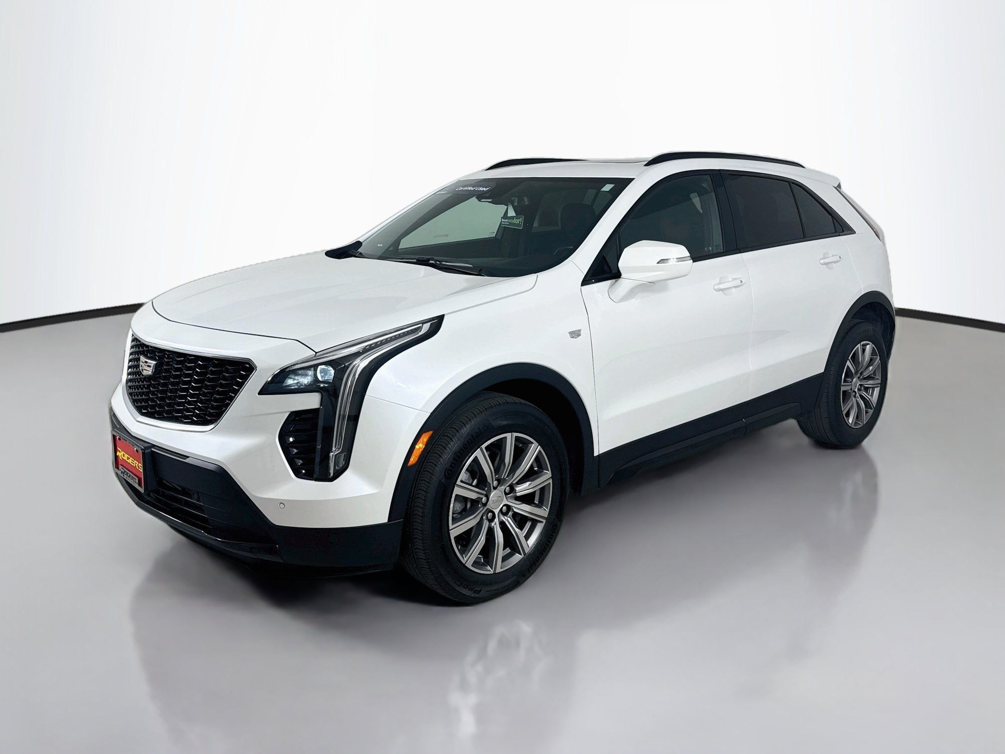 Certified 2023 Cadillac XT4 Sport w/ Sun And Sound Package AWD/4WD image 3