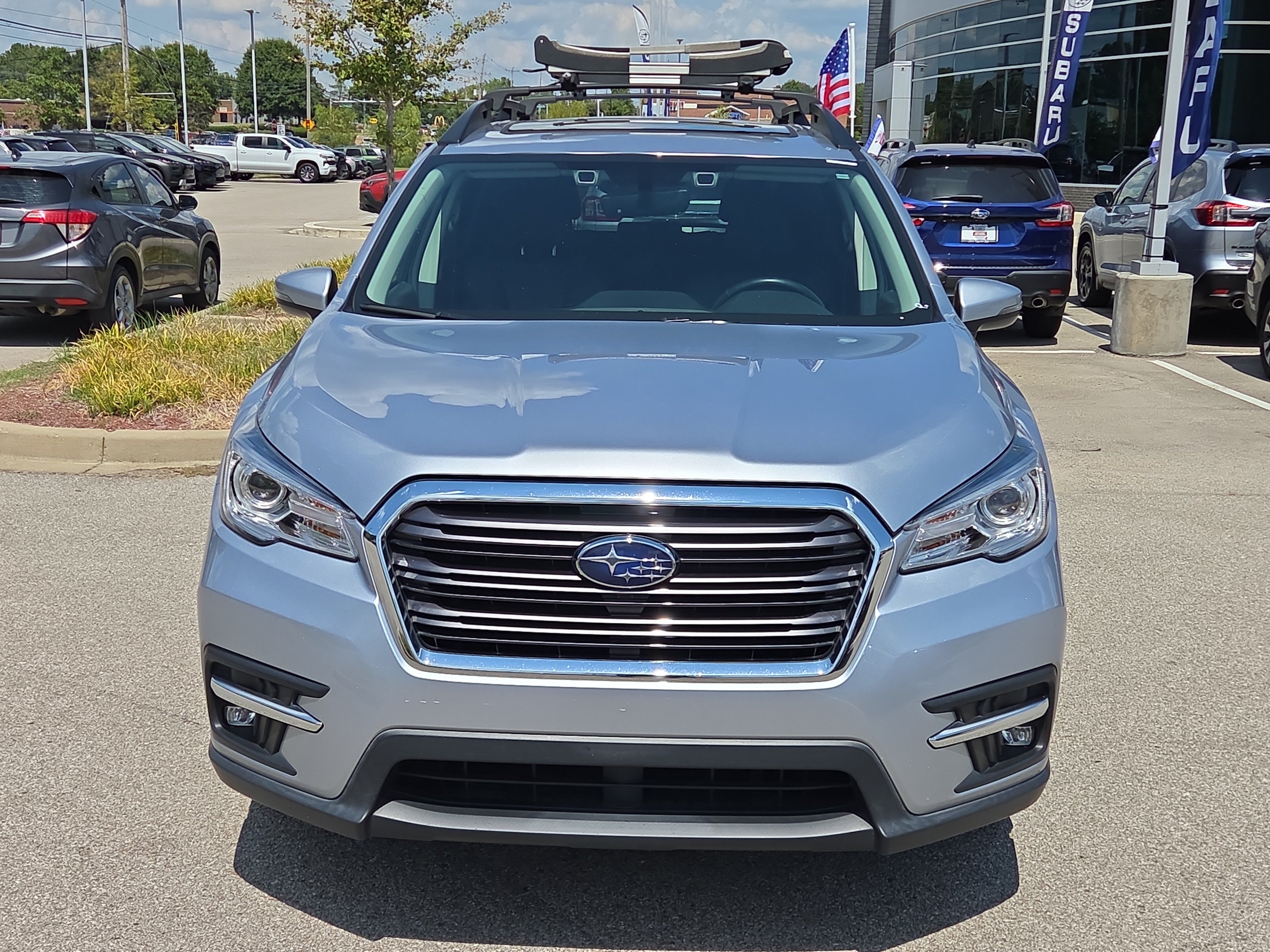 Used 2019 Subaru Ascent Limited AWD/4WD image 8