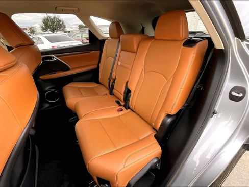 Used 2022 Lexus RX 350L FWD w/ Premium Package image 20