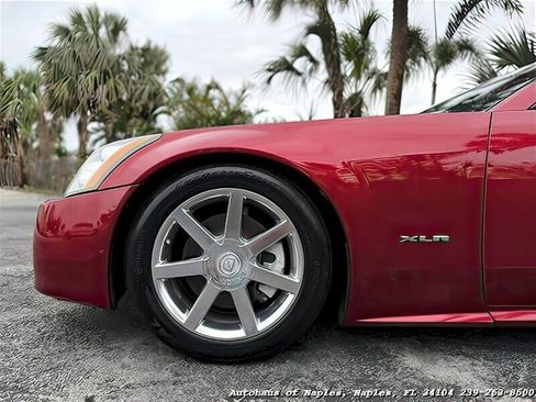 Used 2004 Cadillac XLR image 9
