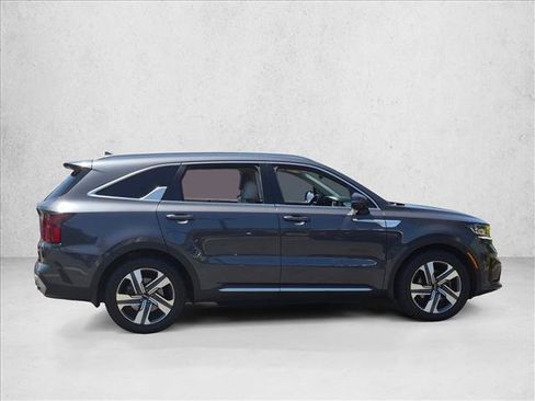 Used 2023 Kia Sorento SX Prestige w/ Panoramic Sunroof Package AWD/4WD image 4