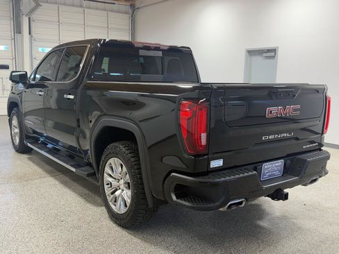 Used 2022 GMC Sierra 1500 Denali AWD/4WD image 2