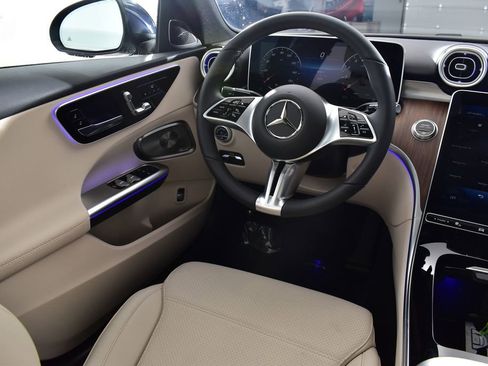 Certified 2025 Mercedes-Benz C 300 4MATIC Sedan image 24