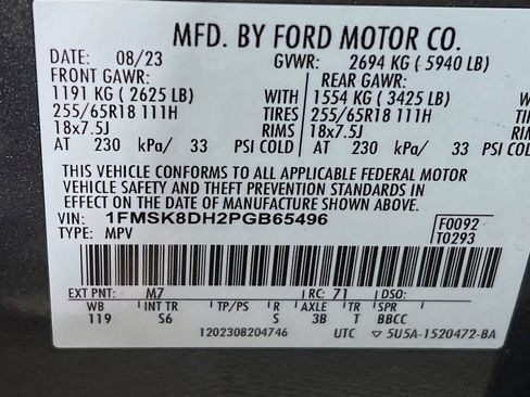 Used 2023 Ford Explorer XLT w/ Equipment Group 202A image 29