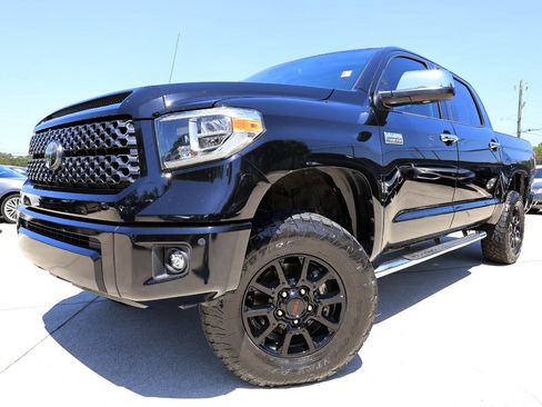 Used 2018 Toyota Tundra Platinum image 2