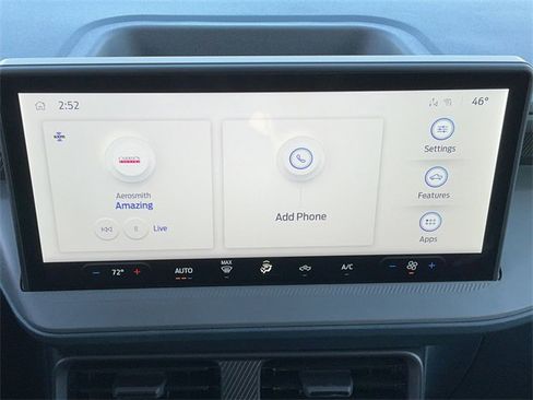 New 2025 Ford Maverick XL image 18