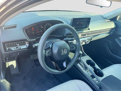 Used 2022 Honda Civic LX image 9