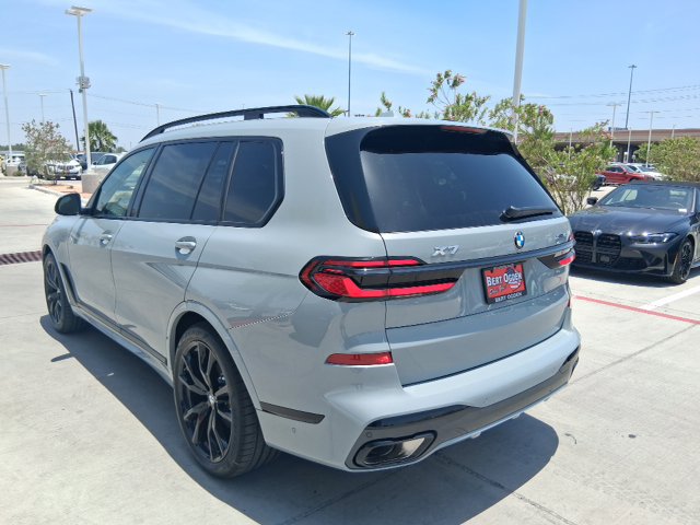 New 2027 BMW X7 xDrive40i w/ Executive Package AWD/4WD image 4