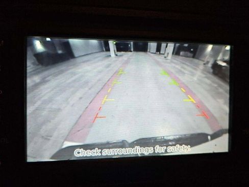 Used 2018 Nissan NV 3500 SL w/ Navigation Package image 16