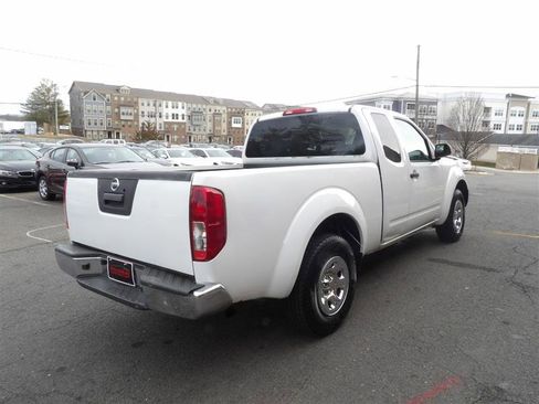 Used 2016 Nissan Frontier S image 5