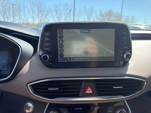 Used 2020 Hyundai Santa Fe Limited image 18