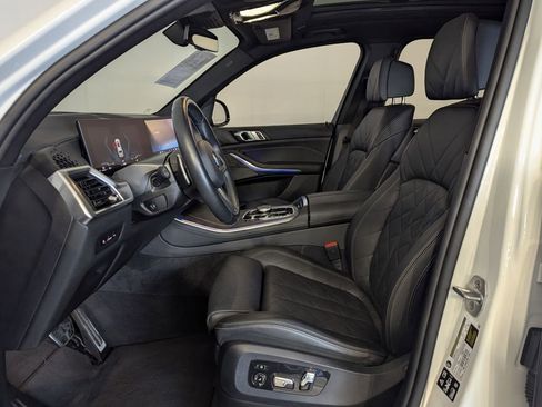 Used 2025 BMW X5 xDrive40i image 4