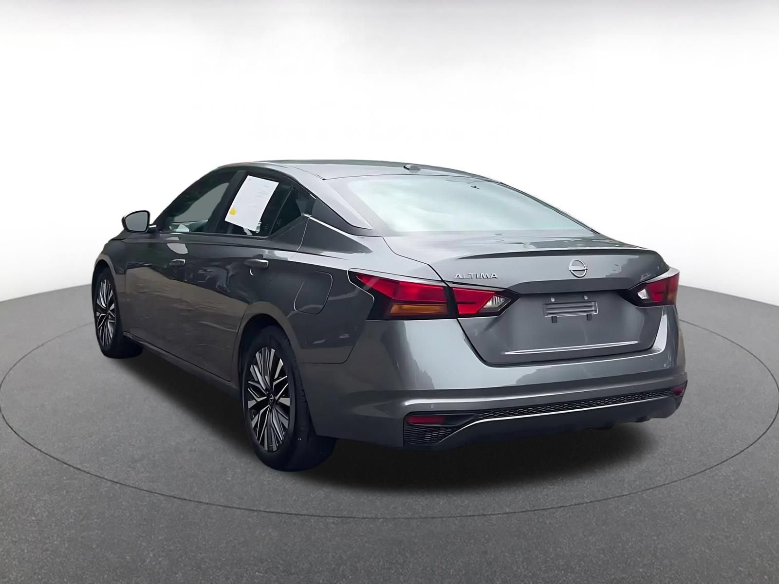 Used 2026 Nissan Altima 2.5 SV FWD image 10
