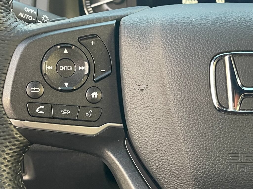 Certified 2024 Honda Passport EX-L image 18