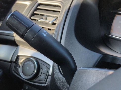 Used 2019 Ford Explorer XLT w/ Equipment Group 202A image 24