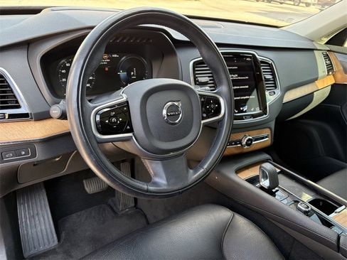 Used 2022 Volvo XC90 T8 Inscription Expression w/ Advanced Package image 14