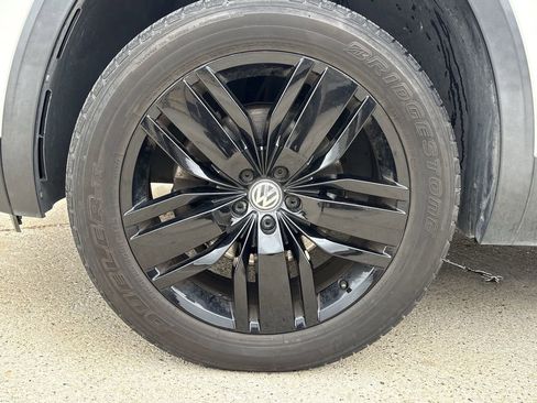 Used 2019 Volkswagen Atlas SEL FWD image 9