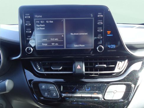 Used 2019 Toyota C-HR LE image 15