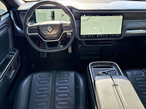 Used 2022 Rivian R1T Launch Edition image 14